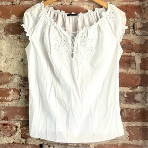 Elie Tahari White Floral Cap Sleeve Lace-Up Cottagecore Blouse